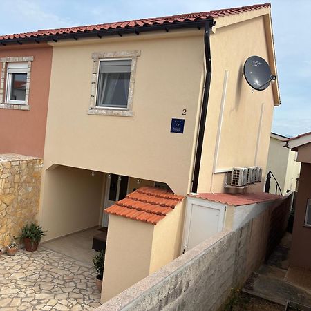Holiday House Matej Vir Esterno foto