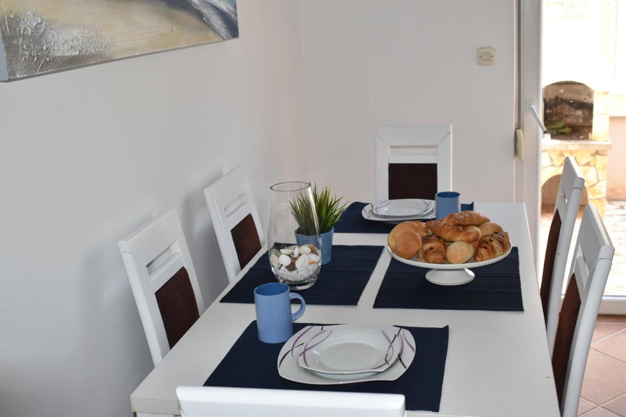 Holiday House Matej Vir Esterno foto